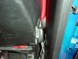 KAWAI WORKS H068R RIGHT SIDE SEAT RAIL FOR HONDA EDIX BE1.3 04.7~ KAWAI-WORKS-29072 - Black Hawk Japan
