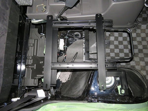 KAWAI WORKS H097R RIGHT SIDE SEAT RAIL FOR HONDA ACTY TRUCK HA8.9 09.12~ KAWAI-WORKS-27169 - Black Hawk Japan