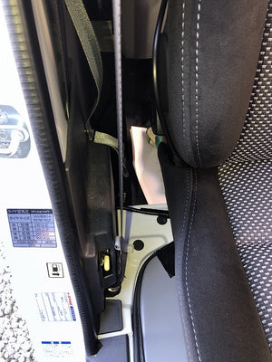KAWAI WORKS T161R RIGHT SIDE SEAT RAIL FOR TOYOTA TOWN ACE.LITE ACE VAN S403.413M 20.09~ KAWAI-WORKS-09710 - Black Hawk Japan