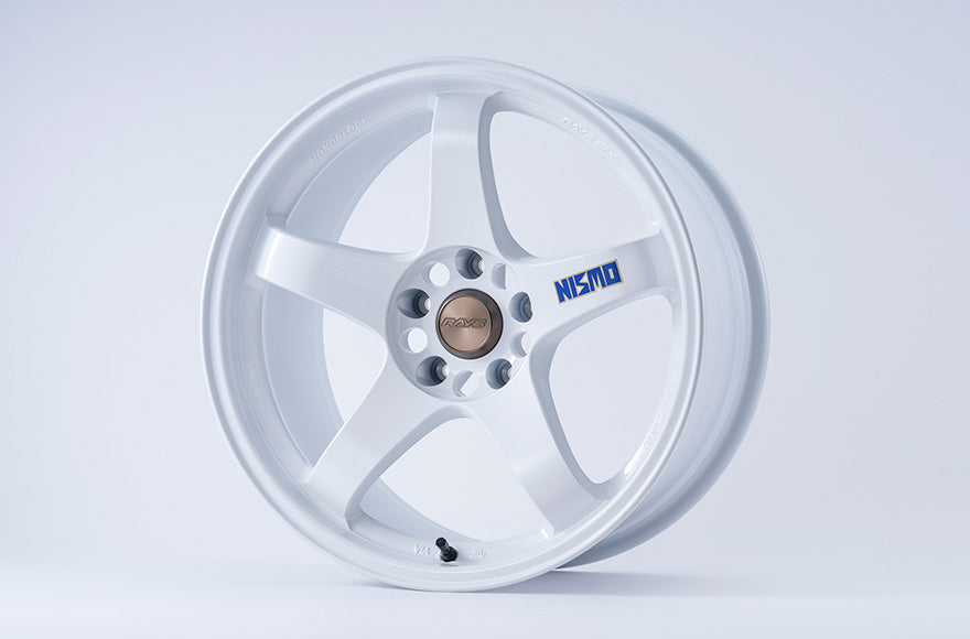 NISMO ALUMINUM ROAD WHEEL LM GT4 NISMO 40TH ANNIVERSARY WHITE + CUTTING SILVER MODEL 18X9.0 22 5X114.3 FOR NISSAN SKYLINE GT-R BNR32 4030S-RS585-WM