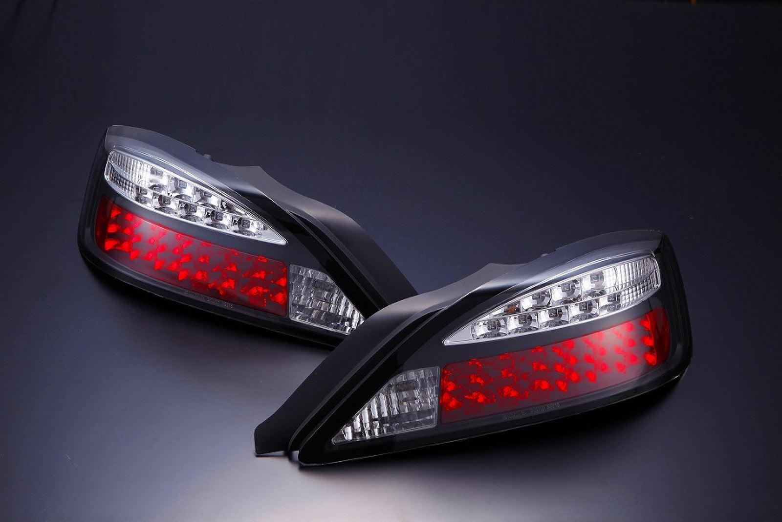 D-MAX LED TAIL LAMP LED WINKER BLACK RH FOR NISSAN SILVIA S15 DML1S15001T2R