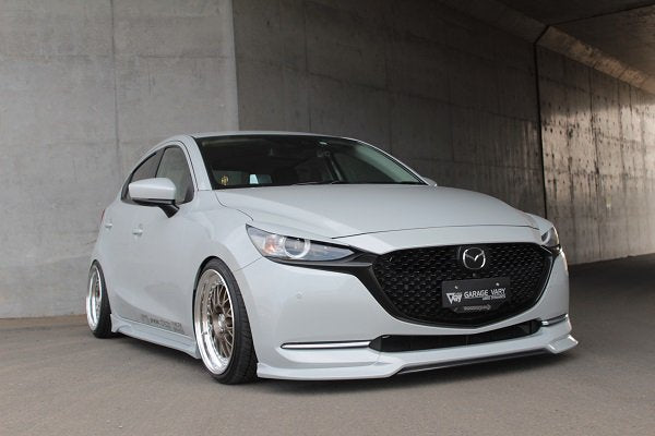 GARAGE VARY FRONT LIP SPOILER + FRONT SPLITTER SET FOR MAZDA2 DJ 21-2004 - Black Hawk Japan
