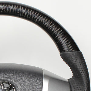 REAL ORIGINAL SERIES GUN GRIP SMALL DIAMETER ROUND SHAPE BLACK CARBON BLACK EURO STITCH STEERING WHEEL FOR TOYOTA HIACE 200 : 4 TYPE OR KOUKI  H214-BKC-BK