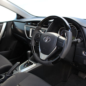 REAL ORIGINAL SERIES D SHAPE PIANO BLACK BLACK STITCH STEERING WHEEL FOR TOYOTA ISIS 10 : KOUKI 3 SPOKE TYPE E160-PBW-BK