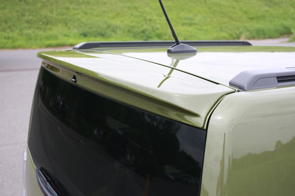 GARAGE VARY REAR ROOF SPOILER URETHANE FOR TAFT LA900S 502-003