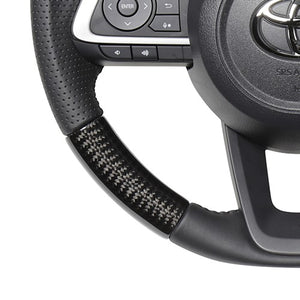 REAL ORIGINAL SERIES SOFT D SHAPE BLACK CARBON BLACK STITCH STEERING WHEEL FOR TOYOTA ROOMY 900 : KOUKI  TYD-BKC-BK