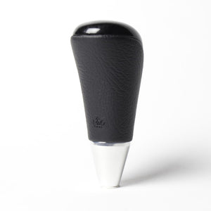 REAL SHIFT KNOB BLACK CARBON PRINT FOR TOYOTA VOXY 70 : KOUKI 3 SPOKE TYPE SKA-BKC