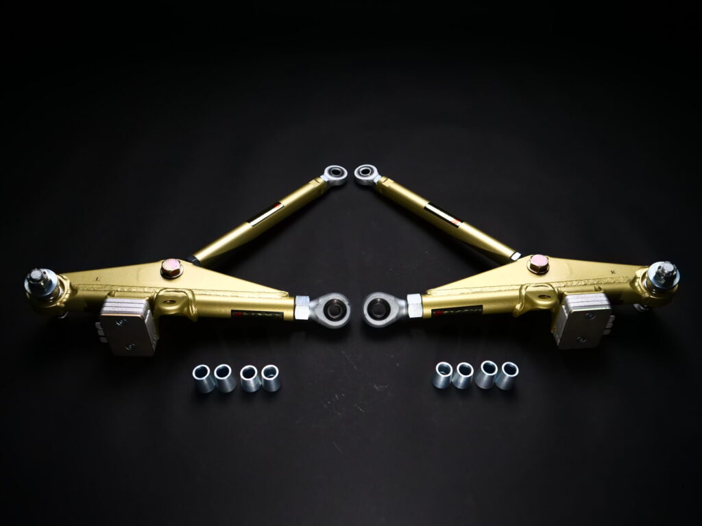 IKEYA FORMULA ROLL CENTER ADJUSTER PILLOW LOWER ARM KIT FOR NISSAN SKYLINE 2WD HCR32 IFAF07013