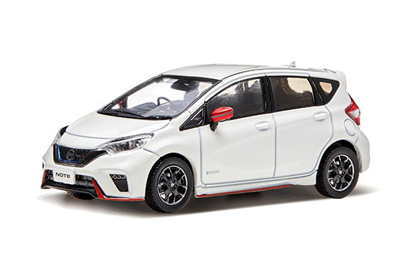 NISSAN NOTE NISMO BRILLIANT WHITE PEARL HOBBY GOODS KWAM002180