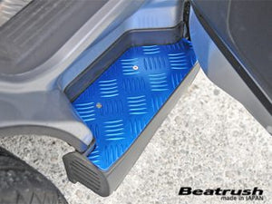 LAILE BEATRUSH DOOR STEP PLATE BLACK For TOYOTA HIACE VAN TRH200V S101800SPK