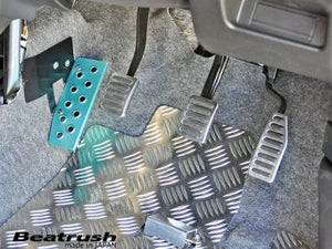 LAILE BEATRUSH DRIVER'S FOOTREST RED For SUZUKI ALTO WORKS HA36S S48504DRR