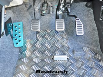 LAILE BEATRUSH DRIVER'S FOOTREST BLACK For SUZUKI ALTO WORKS HA36S S48504DRK