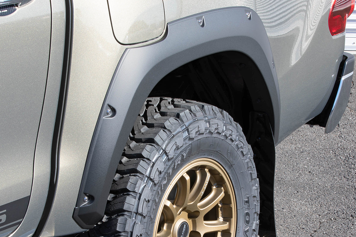 JAOS OVER FENDER TYPE-X UNPAINTED PRODUCT FOR TOYOTA HILUX SURF 125 B137098NP