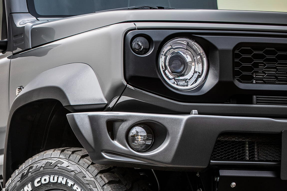 SHOWA GARAGE ABS FRONT BUMPER SPOILER UNPAINTED WITH HEADLIGHT WASHER FOR SUZUKI JIMNY JB74W E00600-JC
