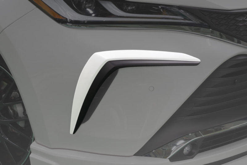 TOMS FRONT BUMPER GARNISH WHITE PEARL 070 FOR TOYOTA HARRIER MXUA80 85 52111-TAU80-W