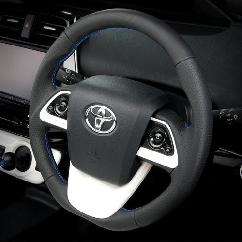 TOMS STEERING LEATHER FOR TOYOTA PRIUS ZVW5   45100-TZW50
