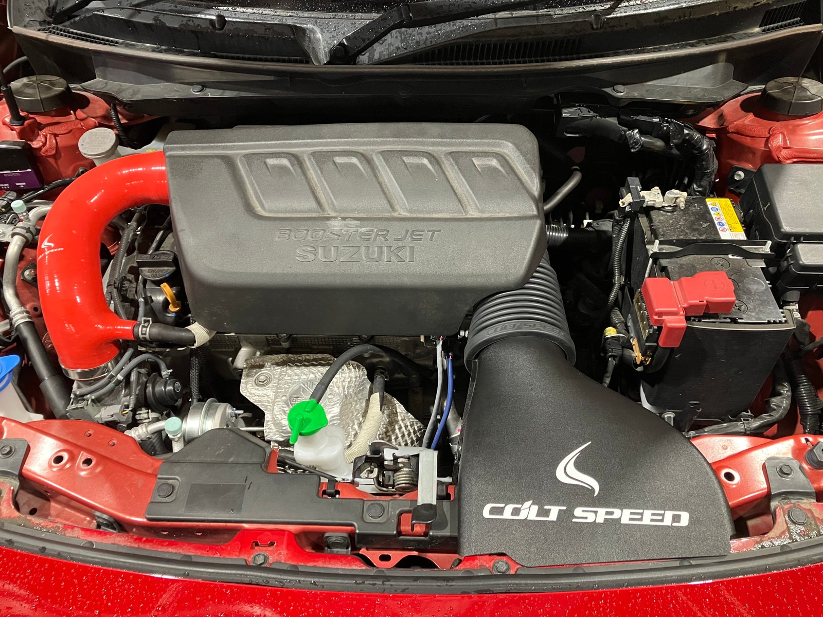 COLT SPEED HIGH FLOW INTAKE BLACK DUCT AND RED HOSE COLLAR FOR SUZUKI SWIFT SPORTS ZC33S CSD0104-097